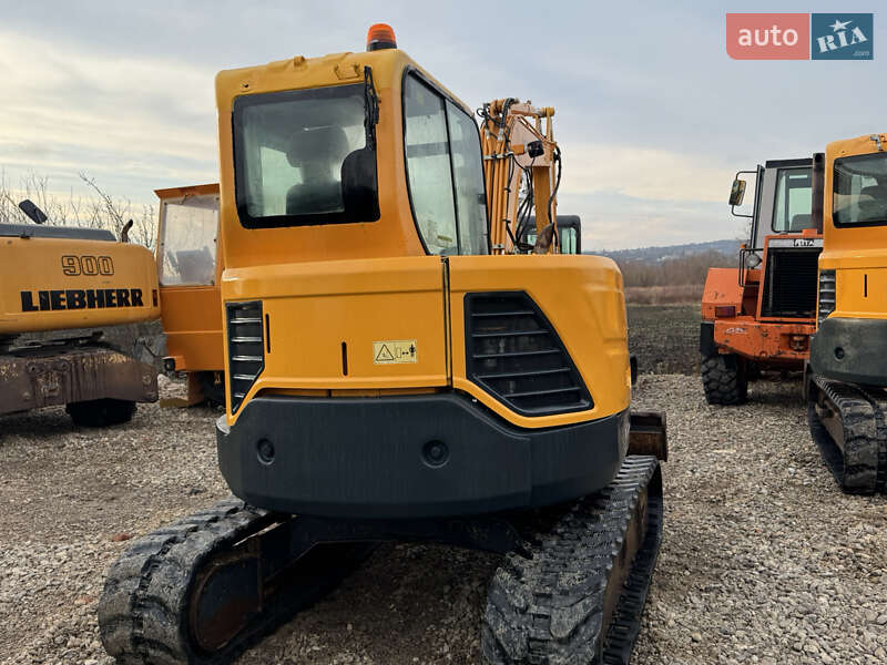 Миниэкскаватор Hyundai ROBEX 2017 в Недобоевцах