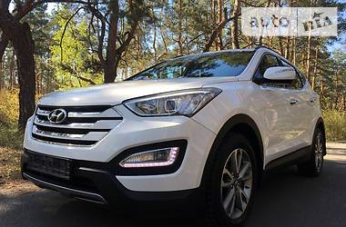 Седан Hyundai Santa FE 2014 в Киеве