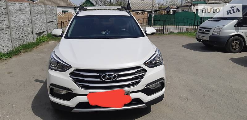 Хэтчбек Hyundai Santa FE 2016 в Новомосковске