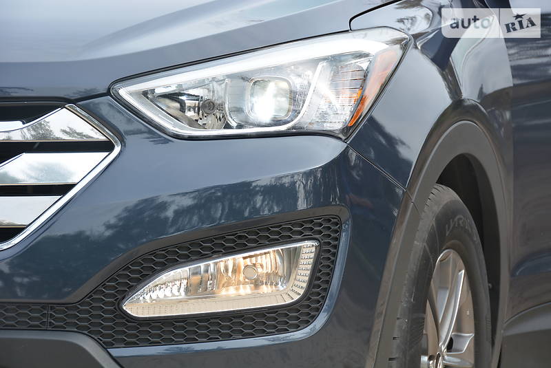 Позашляховик / Кросовер Hyundai Santa FE 2014 в Сваляві