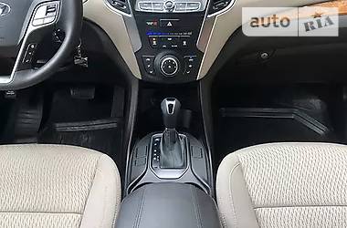 Внедорожник / Кроссовер Hyundai Santa FE 2015 в Ровно