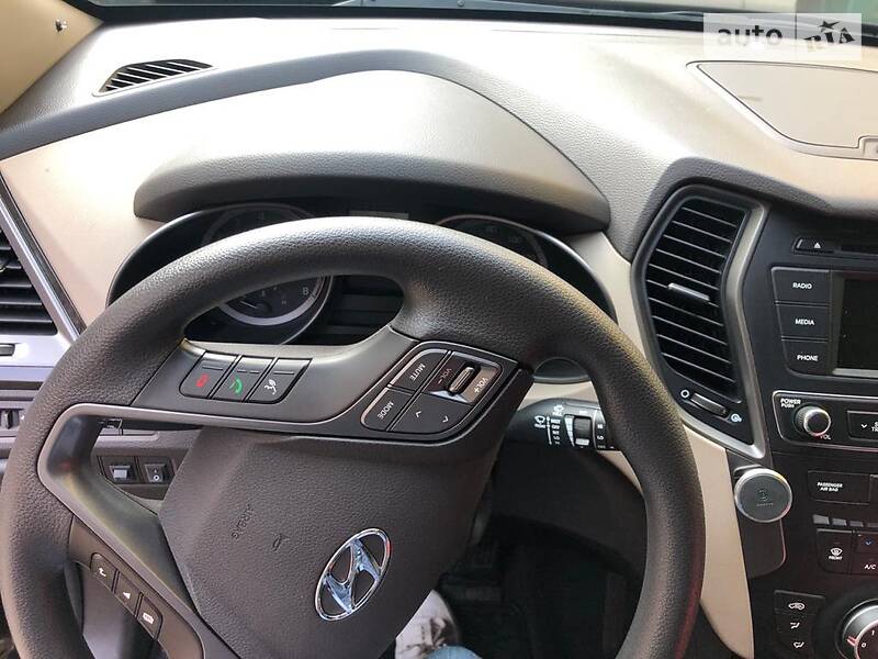 Позашляховик / Кросовер Hyundai Santa FE 2017 в Запоріжжі