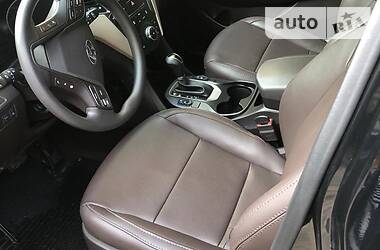 Позашляховик / Кросовер Hyundai Santa FE 2017 в 