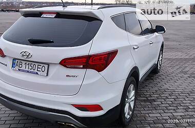Позашляховик / Кросовер Hyundai Santa FE 2015 в 