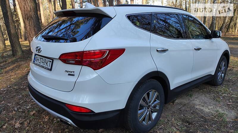 Позашляховик / Кросовер Hyundai Santa FE 2014 в Києві