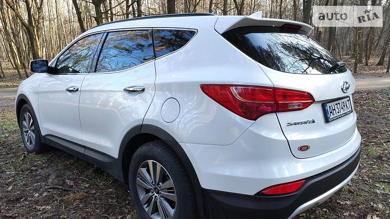 Позашляховик / Кросовер Hyundai Santa FE 2014 в Києві