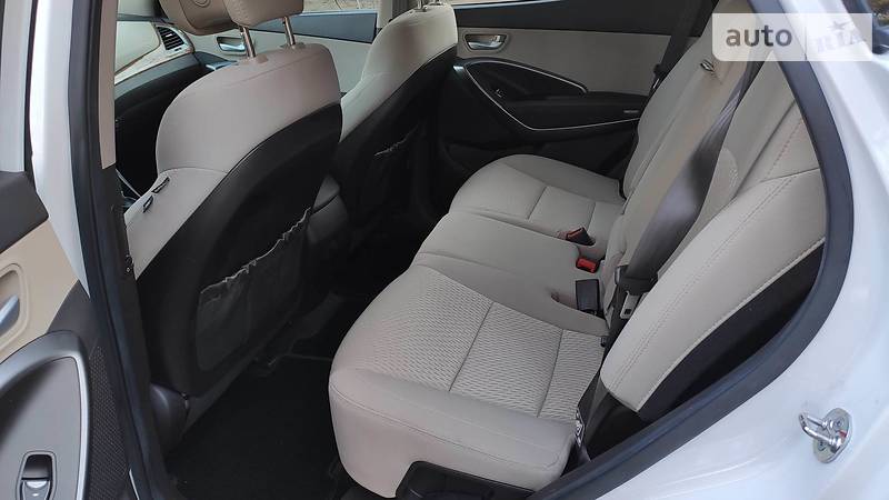 Позашляховик / Кросовер Hyundai Santa FE 2014 в Києві