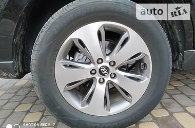 Позашляховик / Кросовер Hyundai Santa FE 2012 в 