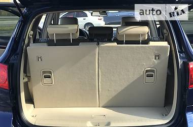 Позашляховик / Кросовер Hyundai Santa FE 2008 в 