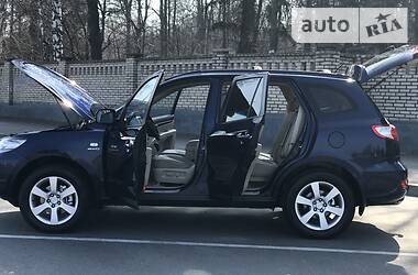 Позашляховик / Кросовер Hyundai Santa FE 2008 в 