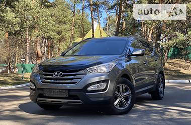 Позашляховик / Кросовер Hyundai Santa FE 2014 в 