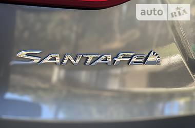 Позашляховик / Кросовер Hyundai Santa FE 2014 в 