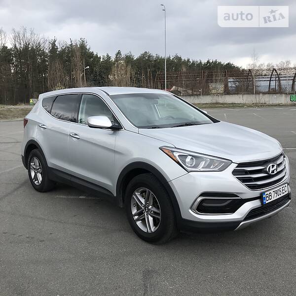 Позашляховик / Кросовер Hyundai Santa FE 2017 в 