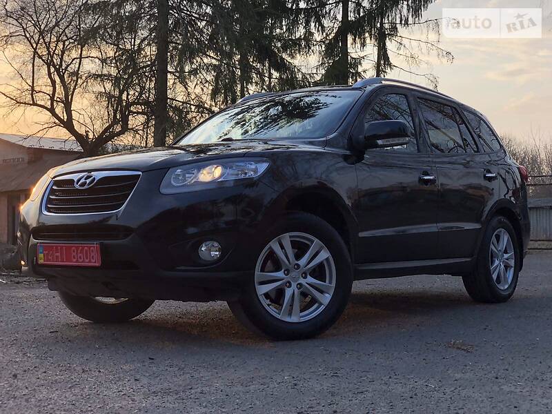 Універсал Hyundai Santa FE 2010 в Радивиліві