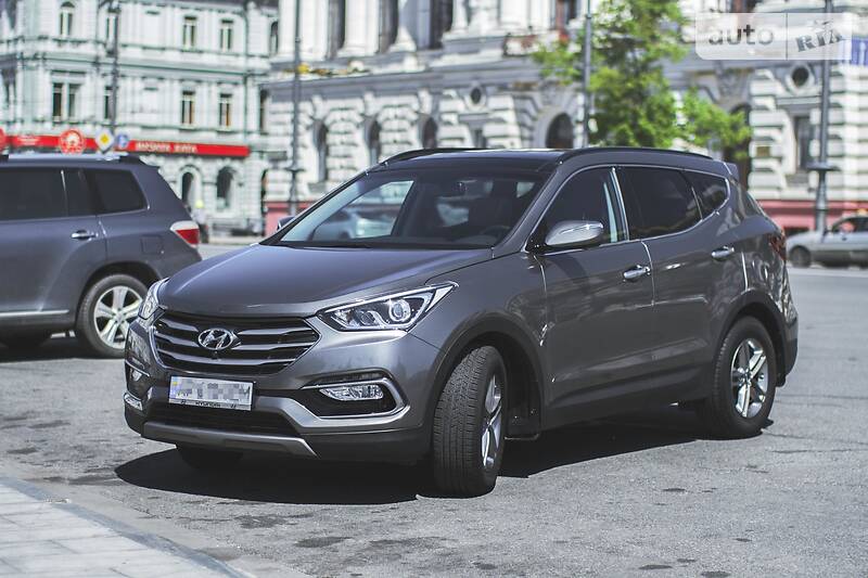 Позашляховик / Кросовер Hyundai Santa FE 2018 в Харкові