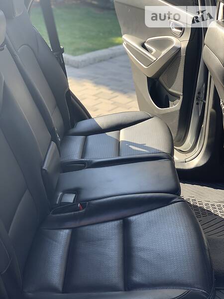 Внедорожник / Кроссовер Hyundai Santa FE 2013 в Днепре