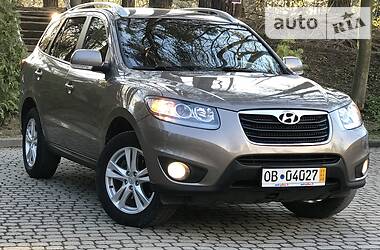 Позашляховик / Кросовер Hyundai Santa FE 2011 в 