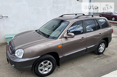 Внедорожник / Кроссовер Hyundai Santa FE 2005 в 