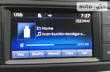 Позашляховик / Кросовер Hyundai Santa FE 2016 в 