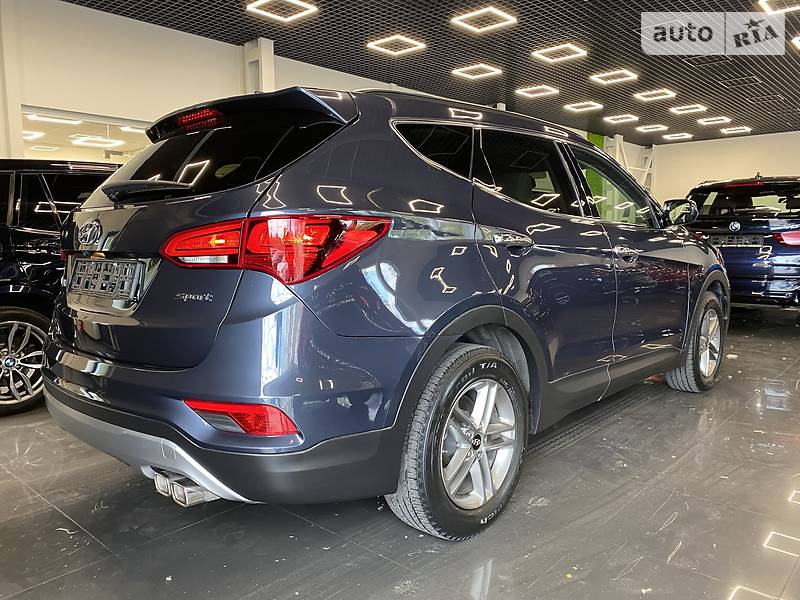 Позашляховик / Кросовер Hyundai Santa FE 2017 в Одесі
