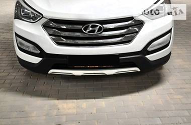 Позашляховик / Кросовер Hyundai Santa FE 2015 в 