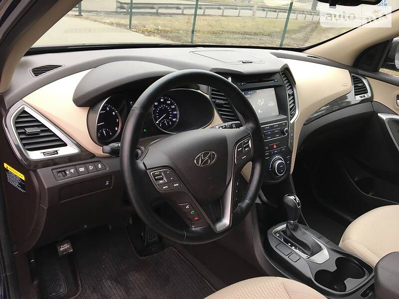 Позашляховик / Кросовер Hyundai Santa FE 2016 в Києві