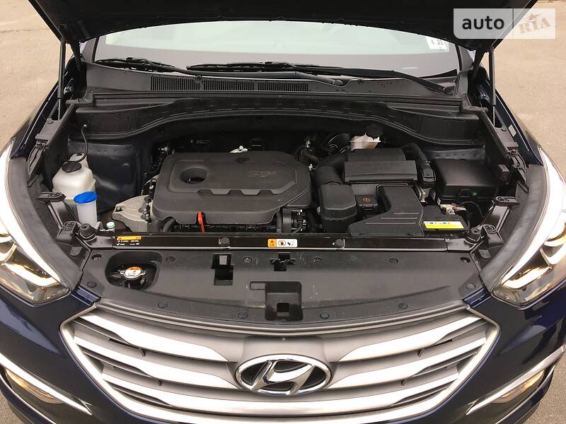 Позашляховик / Кросовер Hyundai Santa FE 2016 в Києві