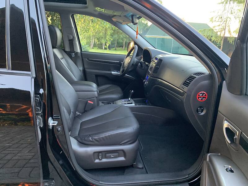 Позашляховик / Кросовер Hyundai Santa FE 2011 в Луцьку