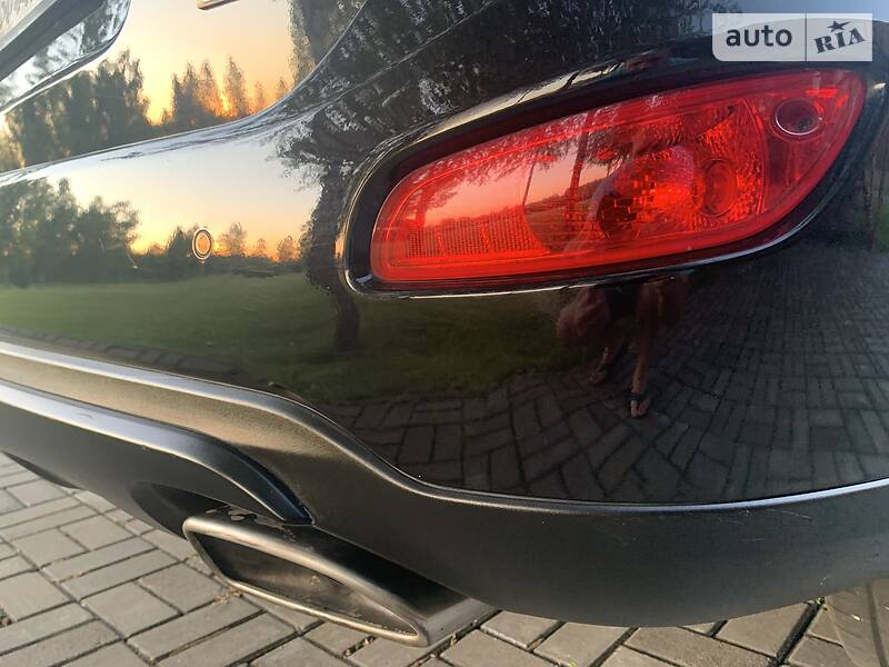 Позашляховик / Кросовер Hyundai Santa FE 2011 в Луцьку