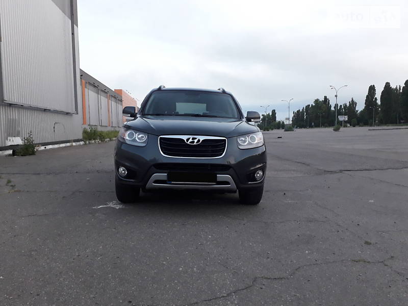 Hyundai Santa FE
