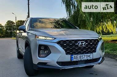 Внедорожник / Кроссовер Hyundai Santa FE 2019 в Киеве