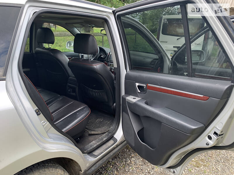 Позашляховик / Кросовер Hyundai Santa FE 2008 в Сколе