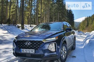 Внедорожник / Кроссовер Hyundai Santa FE 2019 в Киеве