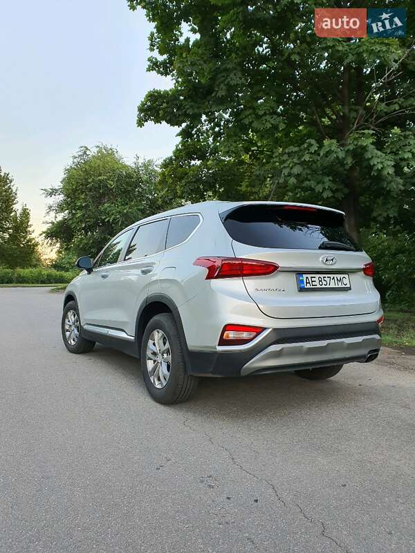 Внедорожник / Кроссовер Hyundai Santa FE 2019 в Киеве фото 4 Внедорожник / Кроссовер Hyundai Santa FE 2019 в Киеве
