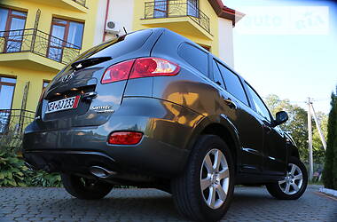Позашляховик / Кросовер Hyundai Santa FE 2008 в 