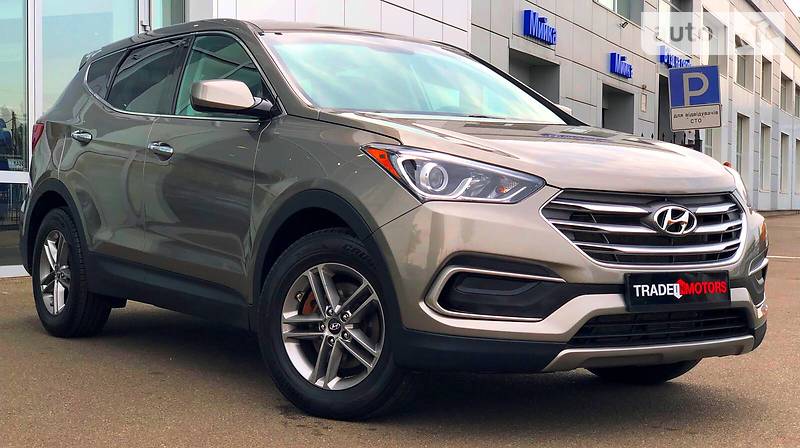 Внедорожник / Кроссовер Hyundai Santa FE 2017 в Киеве