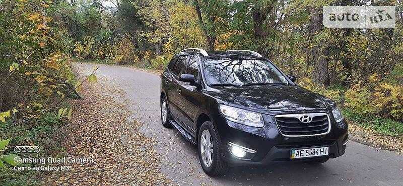 Внедорожник / Кроссовер Hyundai Santa FE 2010 в Днепре