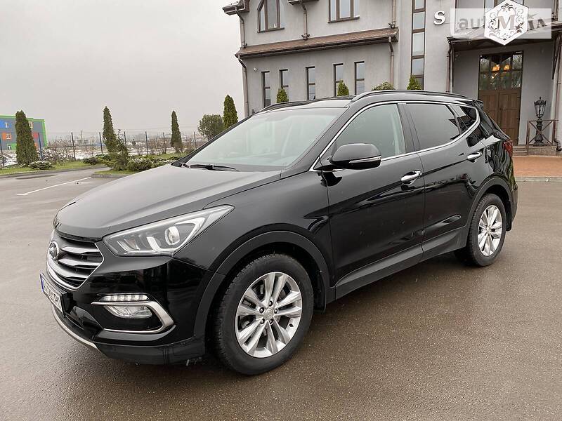 Внедорожник / Кроссовер Hyundai Santa FE 2017 в Киеве