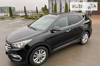 Внедорожник / Кроссовер Hyundai Santa FE 2017 в Киеве