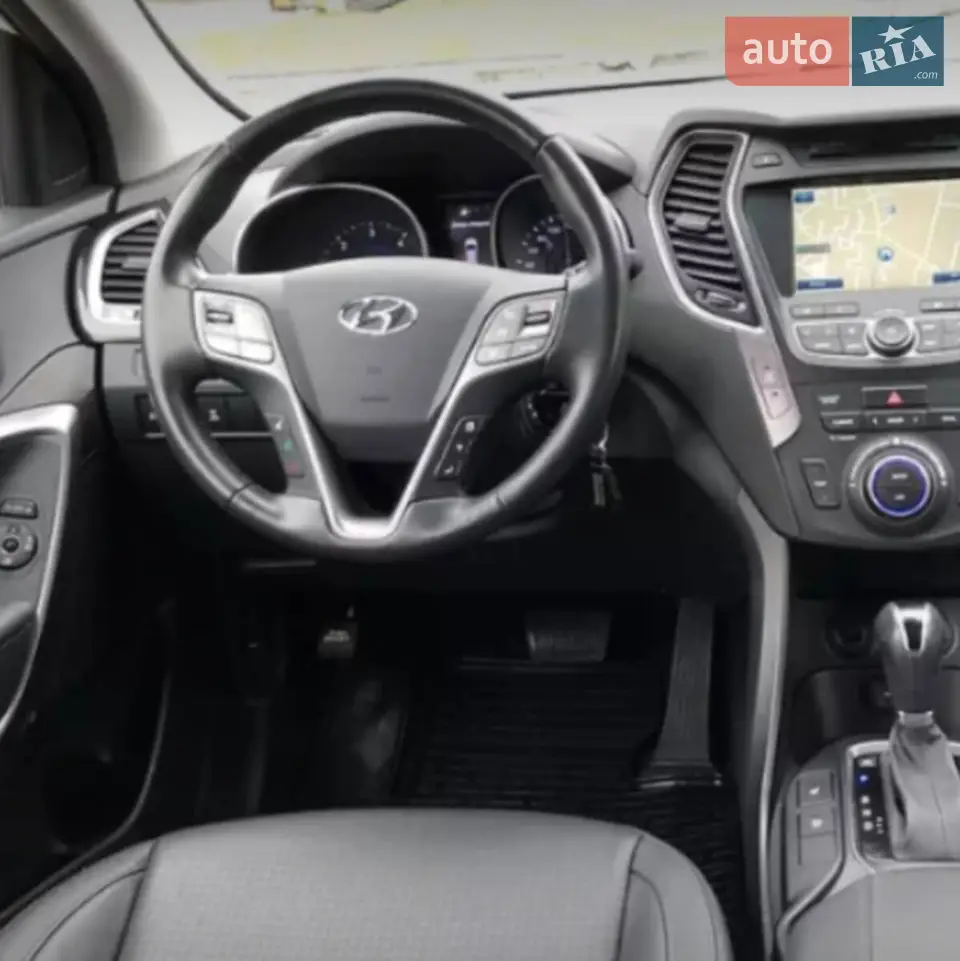 2012 Hyundai Santa Fe - мініатюра 2