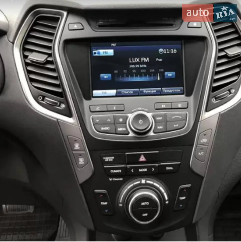 2012 Hyundai Santa Fe - мініатюра 12
