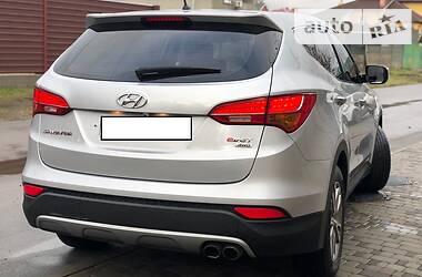 Внедорожник / Кроссовер Hyundai Santa FE 2013 в Киеве