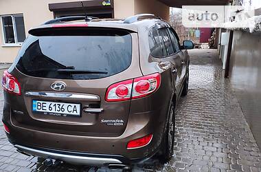 Внедорожник / Кроссовер Hyundai Santa FE 2012 в Южноукраинске