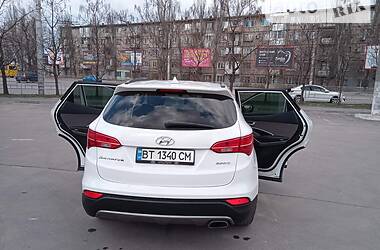 Внедорожник / Кроссовер Hyundai Santa FE 2015 в Херсоне