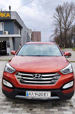 Внедорожник / Кроссовер Hyundai Santa FE 2013 в Киеве