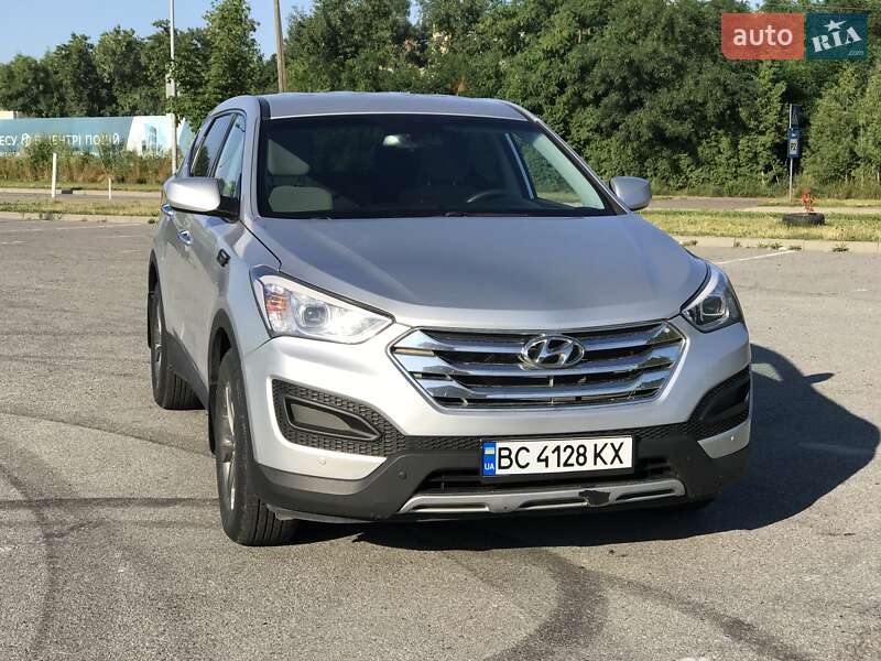 Позашляховик / Кросовер Hyundai Santa FE 2013 в Львові фото 12 Позашляховик / Кросовер Hyundai Santa FE 2013 в Львові