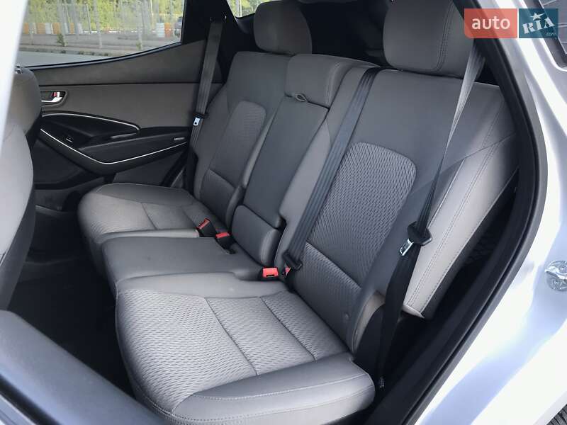 Позашляховик / Кросовер Hyundai Santa FE 2013 в Львові фото 24 Позашляховик / Кросовер Hyundai Santa FE 2013 в Львові