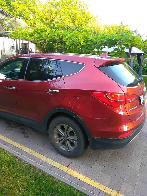 Хэтчбек Hyundai Santa FE 2015 в Тернополе