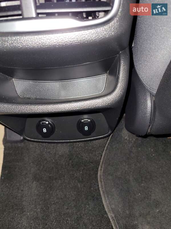 Позашляховик / Кросовер Hyundai Santa FE 2018 в Коломиї