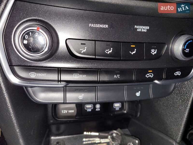 Позашляховик / Кросовер Hyundai Santa FE 2018 в Коломиї